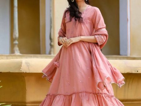 Yufta Women s Pink Tiered Embroidered Kurta with Trouser and Dupatta Fashion