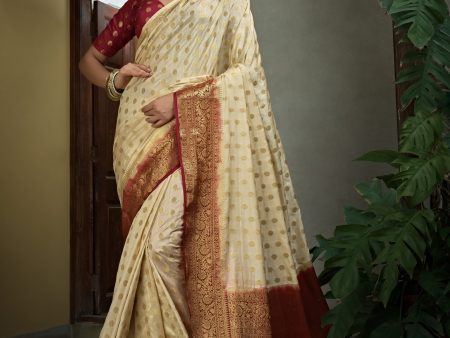 Vardha Cream White Golden Zari Banarasi Raw Silk Saree Hot on Sale