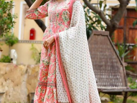 Yufta Pink Printed Tiered Kurta with Trouser and Dupatta Discount