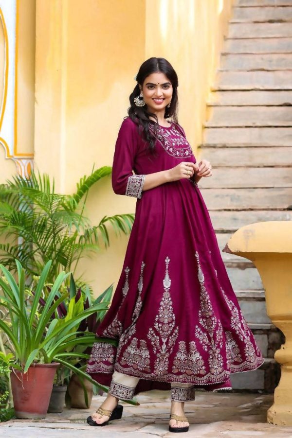 Yufta Women s Burgundy Anarkali Kurta Dupatta Set Fashion