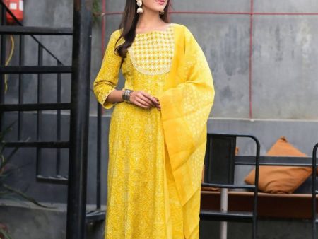 Yufta Women Yellow Handblock Printed Kurti And Trouser With Dupatta Hot on Sale